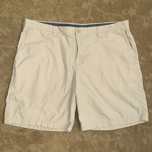 Men’s Columbia Sportswear Tan 10” Shorts, 42W